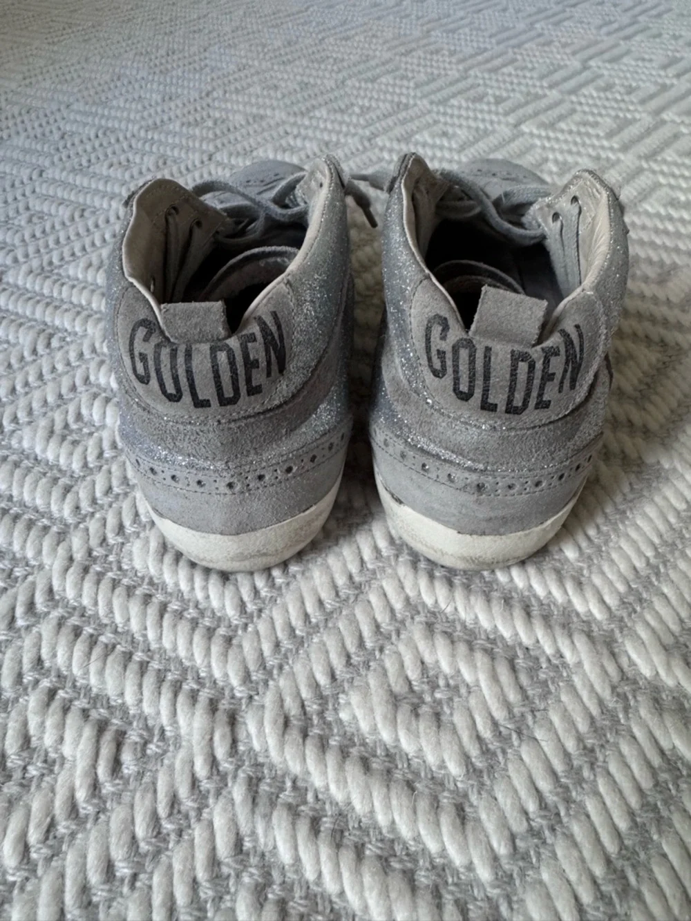 Golden Goose Mid/Star Metallic Silver Low-Top Sneakers - Picture 4 of 6